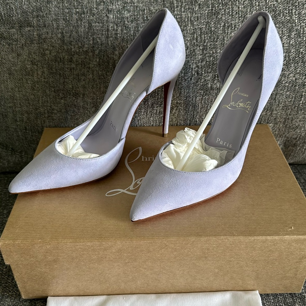 Christian Louboutin Iriza Lilac Suede Heels - Picture 2 of 4